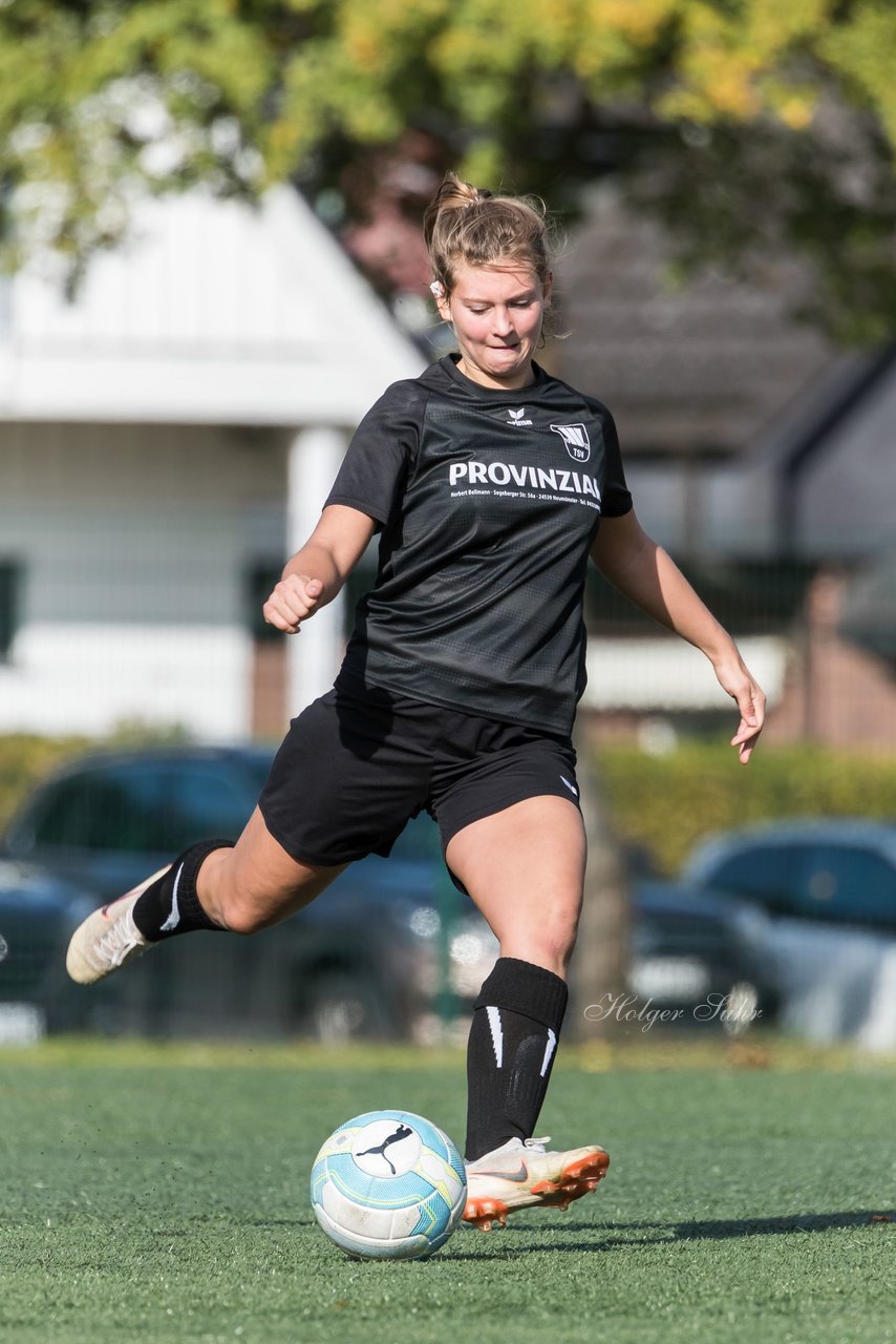 Bild 237 - Frauen SV Henstedt Ulzburg III - TSV Wiemersdorf : Ergebnis: 2:1